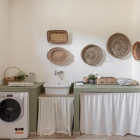 Iflat Stones & Grass With Jacuzzi Neartodi Willa Todi